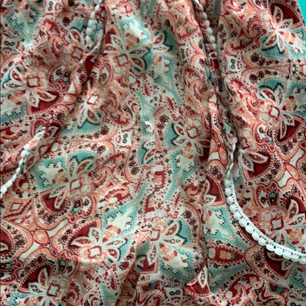 Patterned Romper - Picture 3 of 4